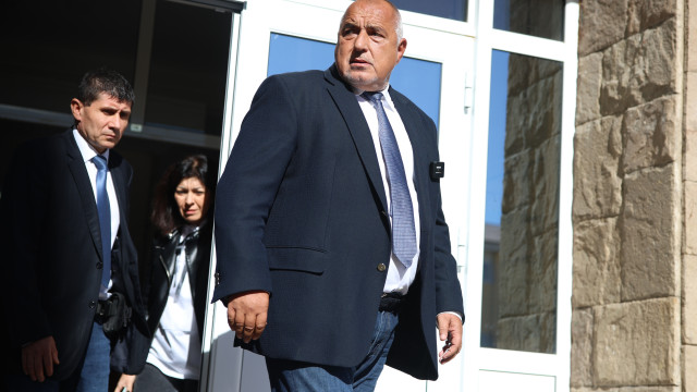 Borissov on the loose fit of the ruling coalition while in Lovetch 02 11 2023